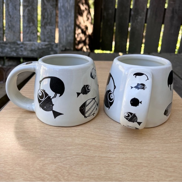 The Treasure Chest Vintage 1998 Mimbres Fish Mug Design #215 Set Of 2 - Picture 1 of 16